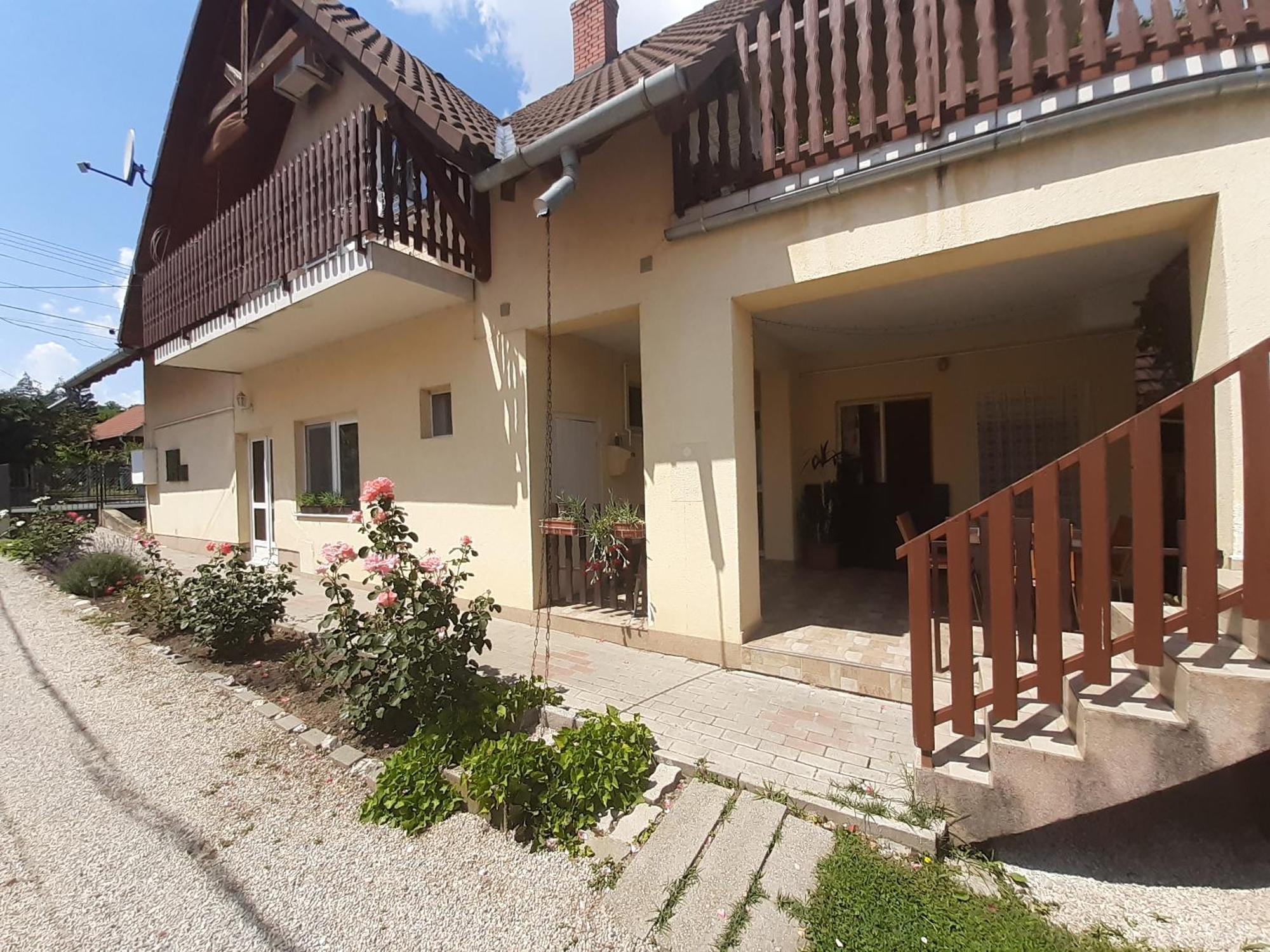 Livi Apartman Merevfalu Kerti Medencevel Fonyód Extérieur photo